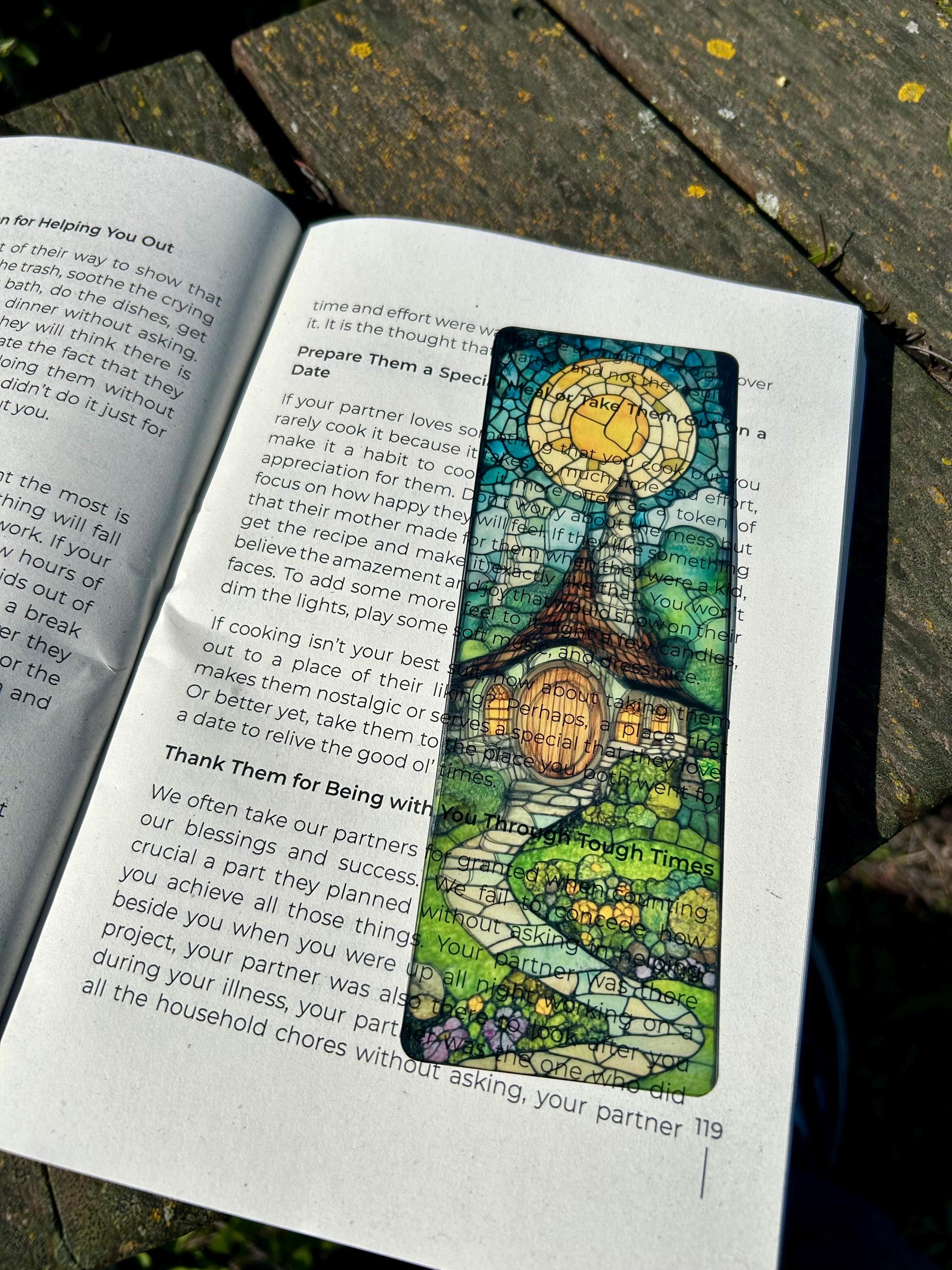 Hobbit Home Bookmark - Handcrafted Fantasy Design - Unique Book Marker - Perfect Gift for Hobbit Fans & Book Lovers"