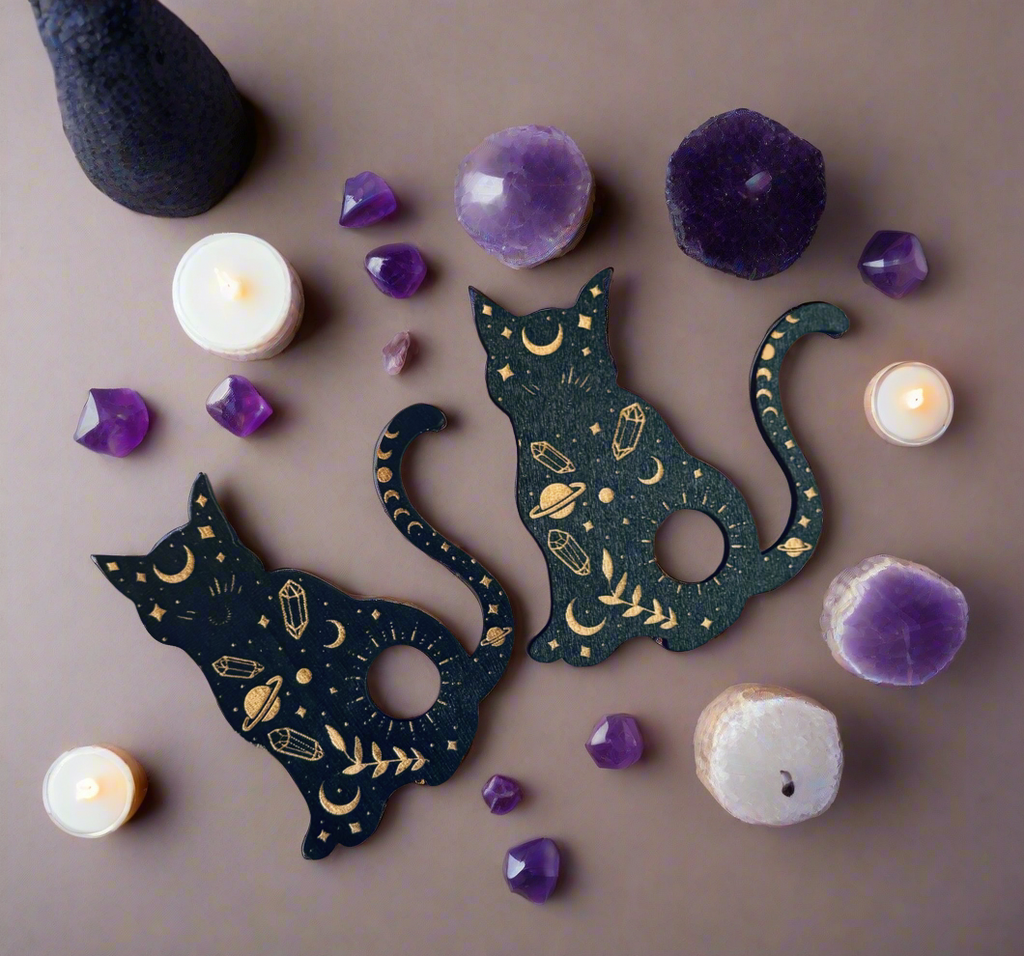 Black Cat Mini Crystal Sphere Stand, Witchy Crystal Holder, Mystical Cat Decor, Crystal Display Stand